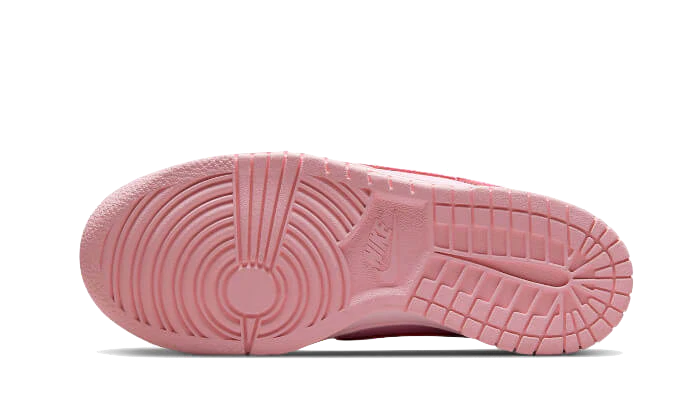 Dunk Low Triple Pink - Image 3
